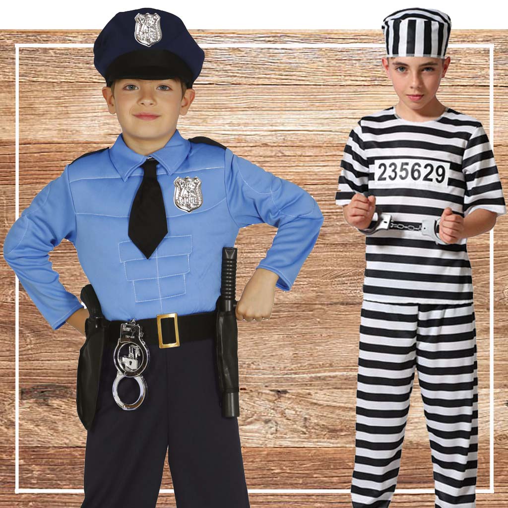 Disfraces de polis y presos
